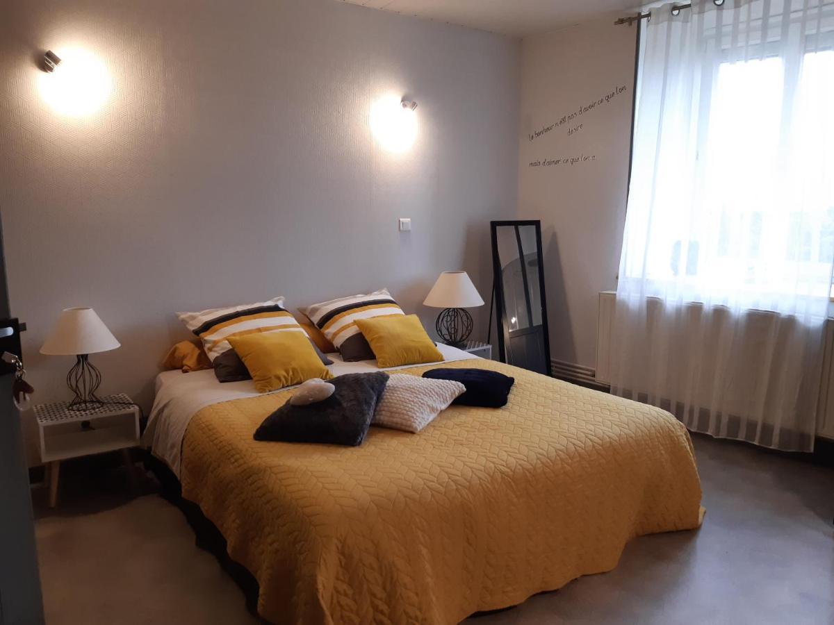 Ferme Des Champs Hotell Vrécourt Eksteriør bilde
